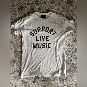 Retro brand support live music tee XS